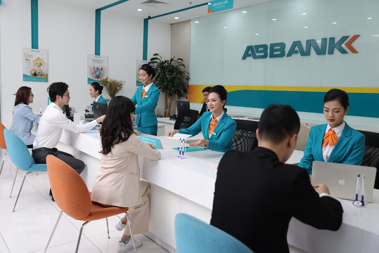 ABBANK hoàn thiện kế hoạch 6 tháng đầu năm 2024, chú trọng nâng cao trải nghiệm khách hàng trên nền tảng số